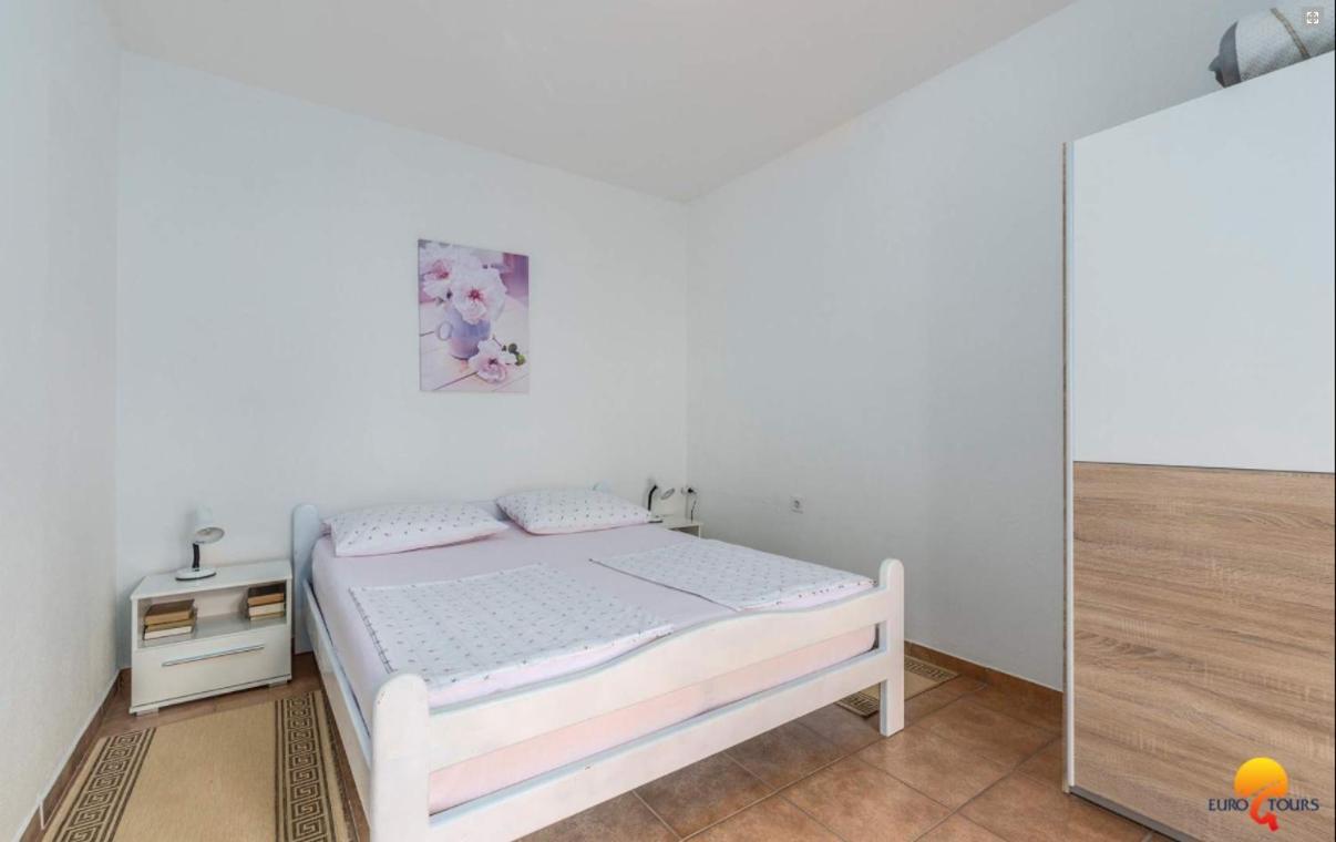 House Lucija Apartment Пореч Екстериор снимка