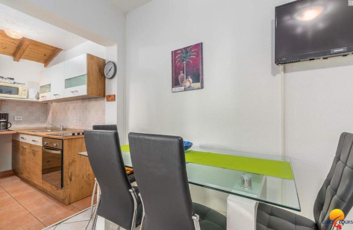 House Lucija Apartment Пореч Екстериор снимка
