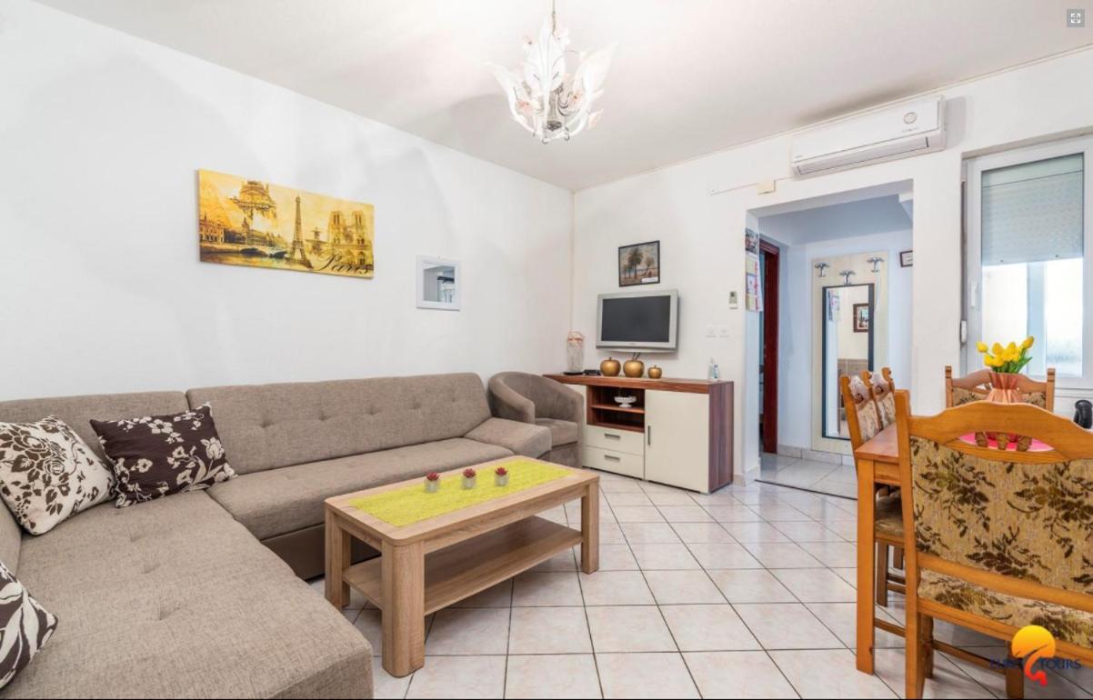 House Lucija Apartment Пореч Екстериор снимка